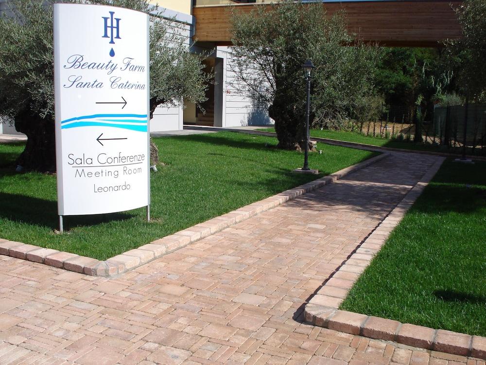 Santa Caterina Park Hotel Сарцана Экстерьер фото