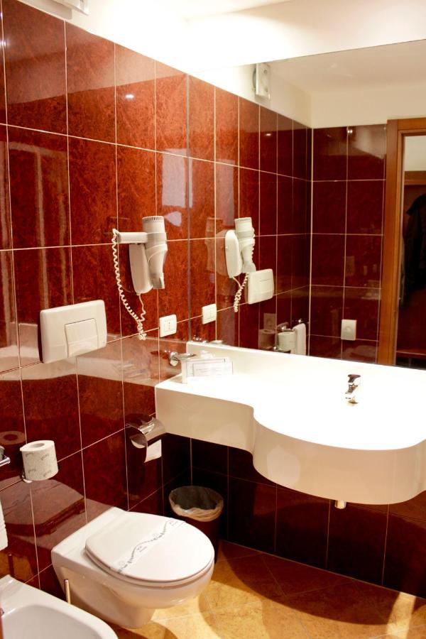 Santa Caterina Park Hotel Сарцана Экстерьер фото