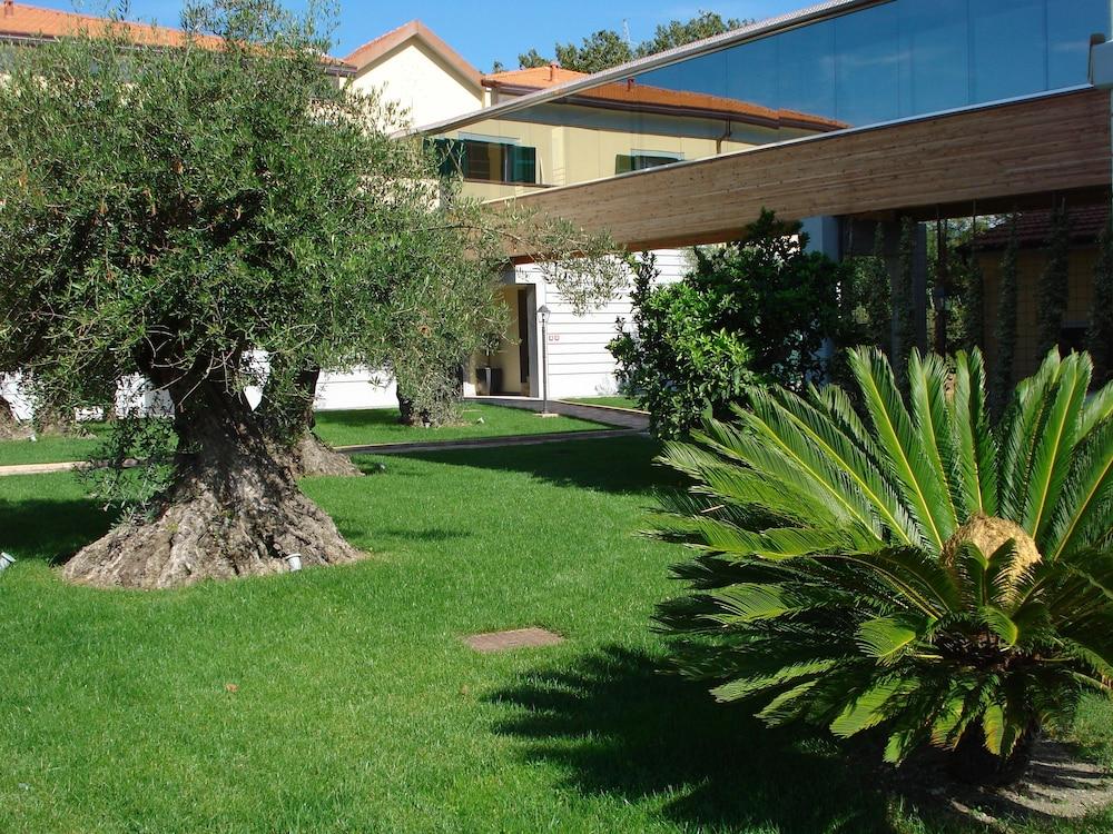 Santa Caterina Park Hotel Сарцана Экстерьер фото