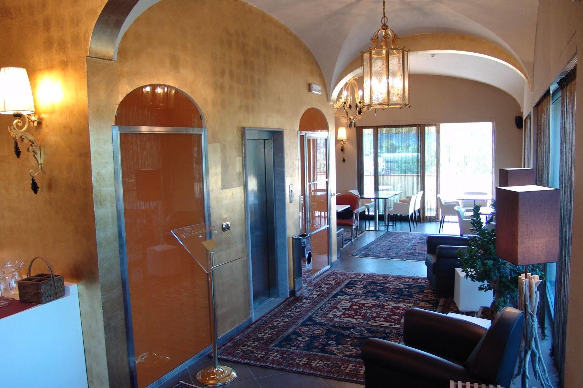 Santa Caterina Park Hotel Сарцана Экстерьер фото
